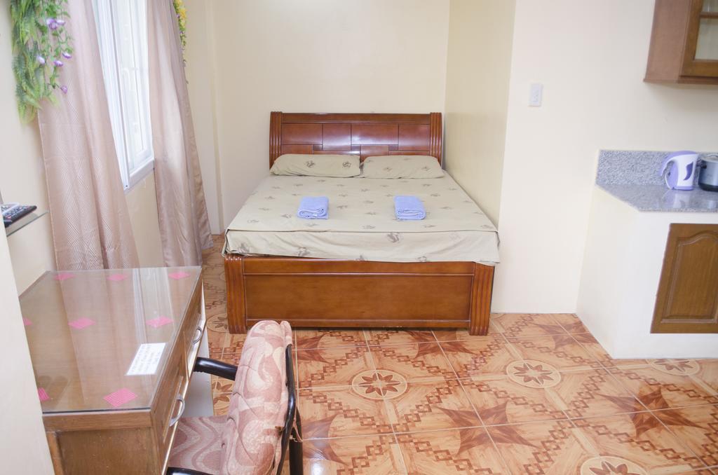 Julz Tropical Apartments Olongapo Extérieur photo